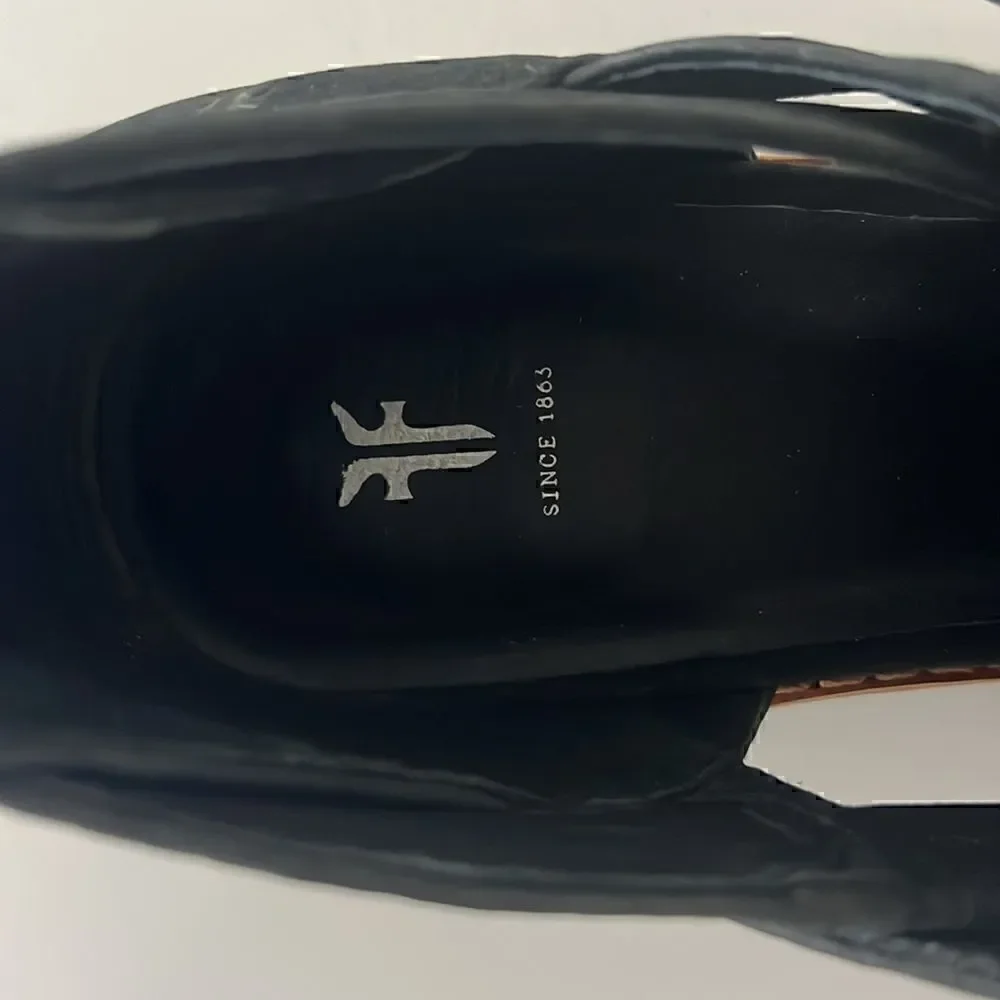 Frye Mia Cut Out Bootie in Black Size 9.5